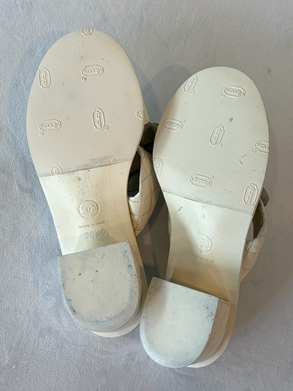 CHANEL Matelasse Leather Block Heel Slides, Camelia w/CCs,box, cream, 36.5C - Picture 15 of 16